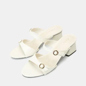 Giày Sandal Khóa Trang Trí Tròn